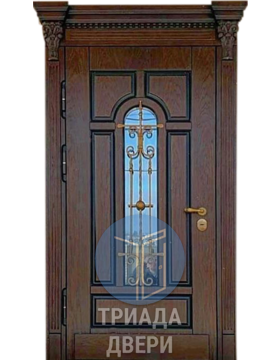 парадная дверь для коттеджа с зеркальным элементом и ковкой